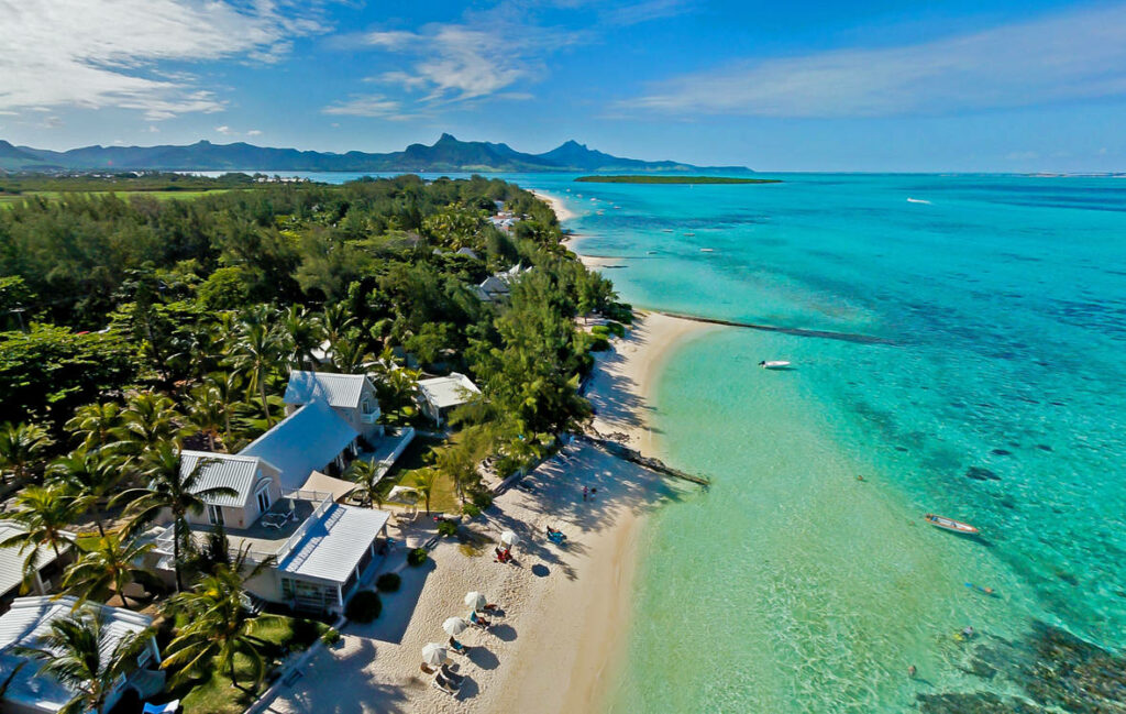 Pointe dEsny le Village