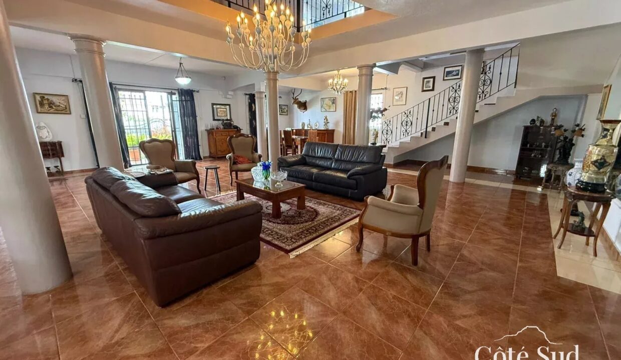 9a1f4d4cb2c5d4e8d6251b10c80f02ce_2723108004_1600-original